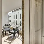 Apartment Sweet *